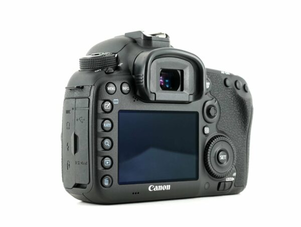 Canon EOS 7D Mark II – occasion - dslr camera store